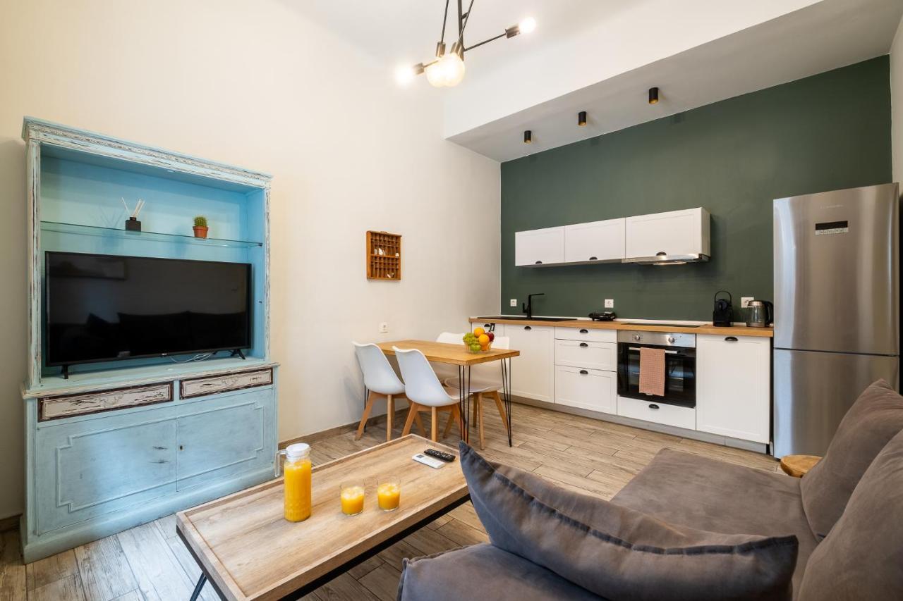 Central5 Boutique Apartments With Common Garden Next To Metro Афіни Екстер'єр фото