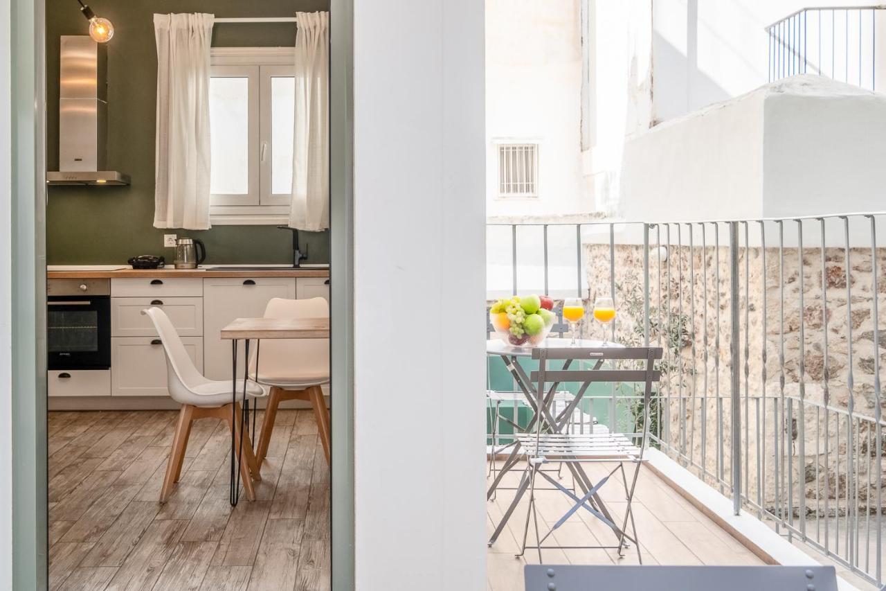 Central5 Boutique Apartments With Common Garden Next To Metro Афіни Екстер'єр фото