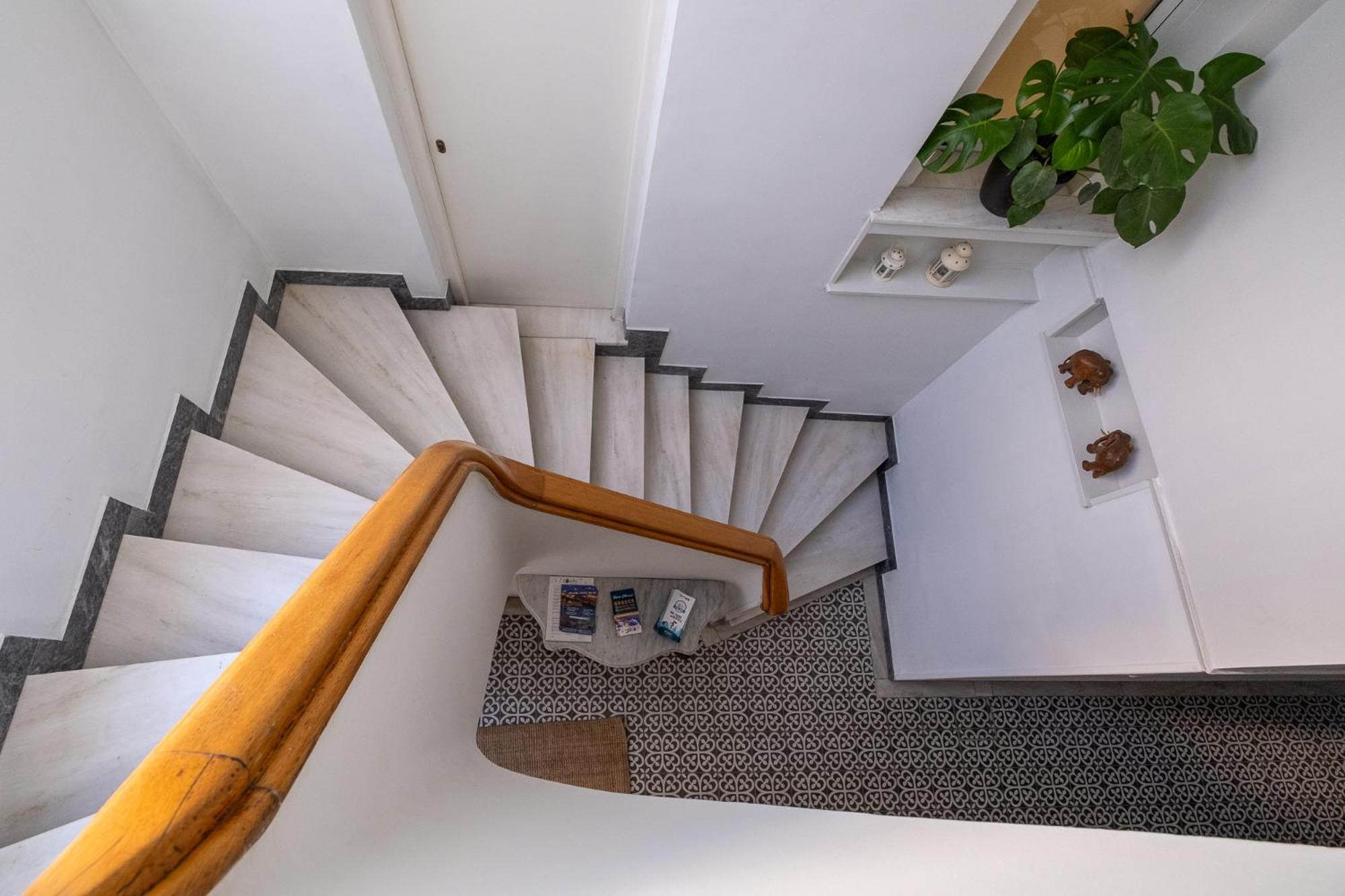 Central5 Boutique Apartments With Common Garden Next To Metro Афіни Екстер'єр фото