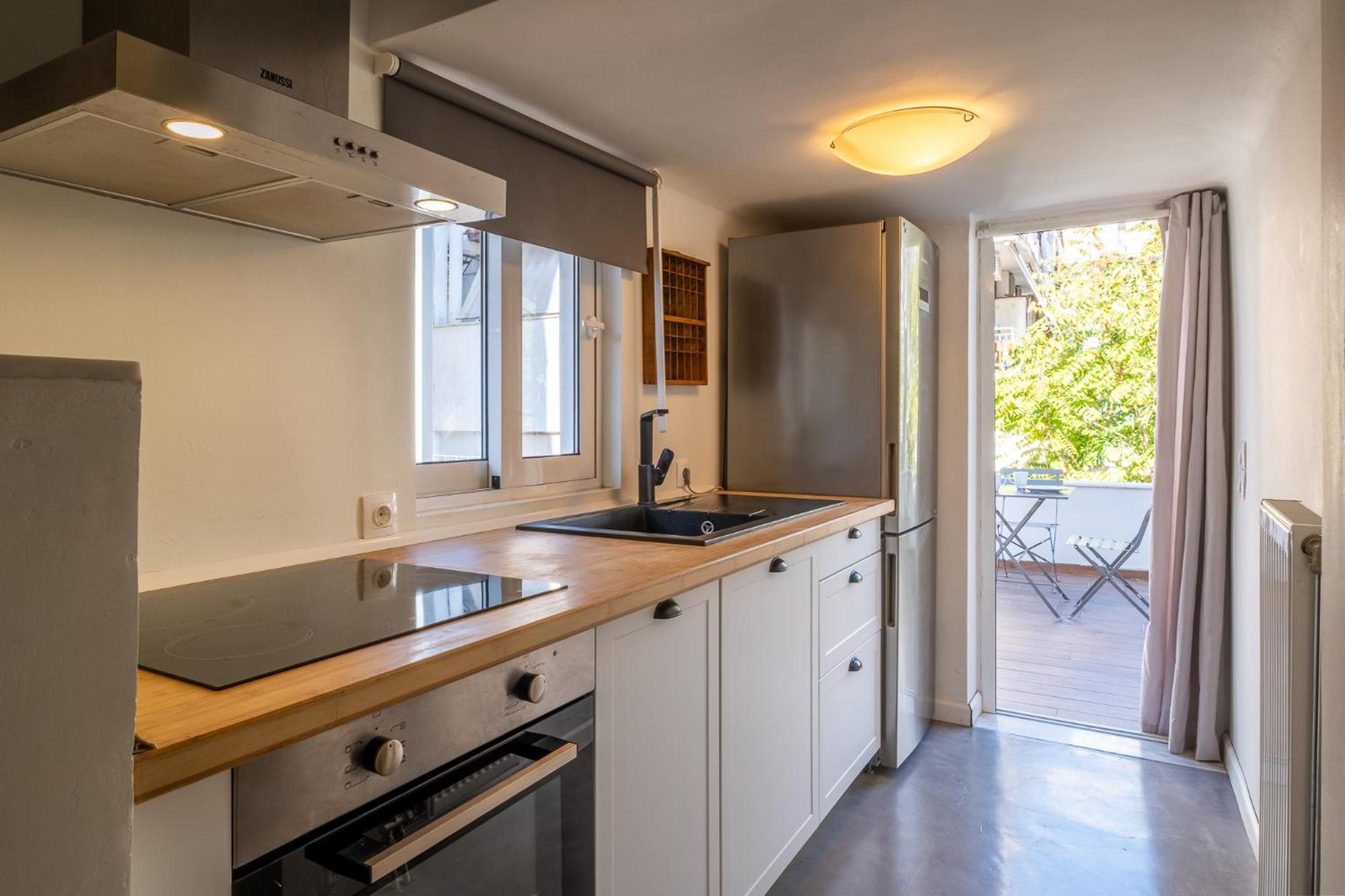 Central5 Boutique Apartments With Common Garden Next To Metro Афіни Екстер'єр фото