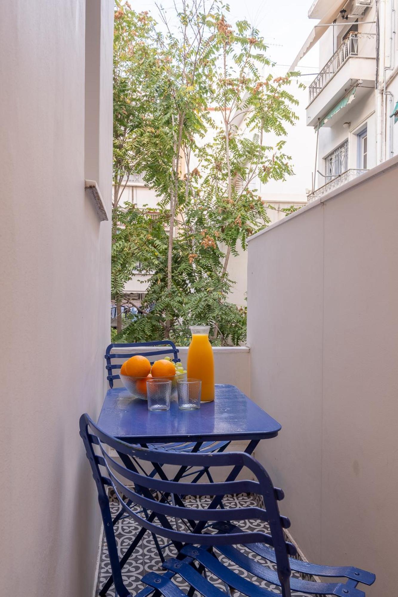 Central5 Boutique Apartments With Common Garden Next To Metro Афіни Екстер'єр фото